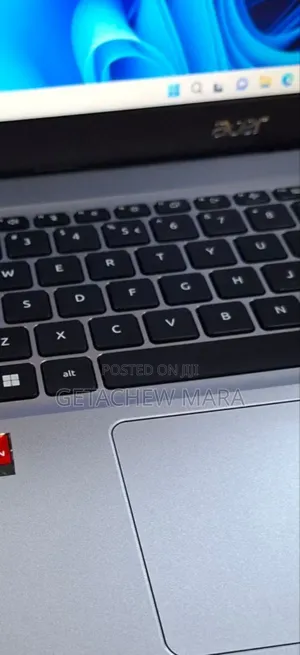 Photo - New Laptop Acer Aspire 5 16GB AMD Ryzen 7 SSD 512GB