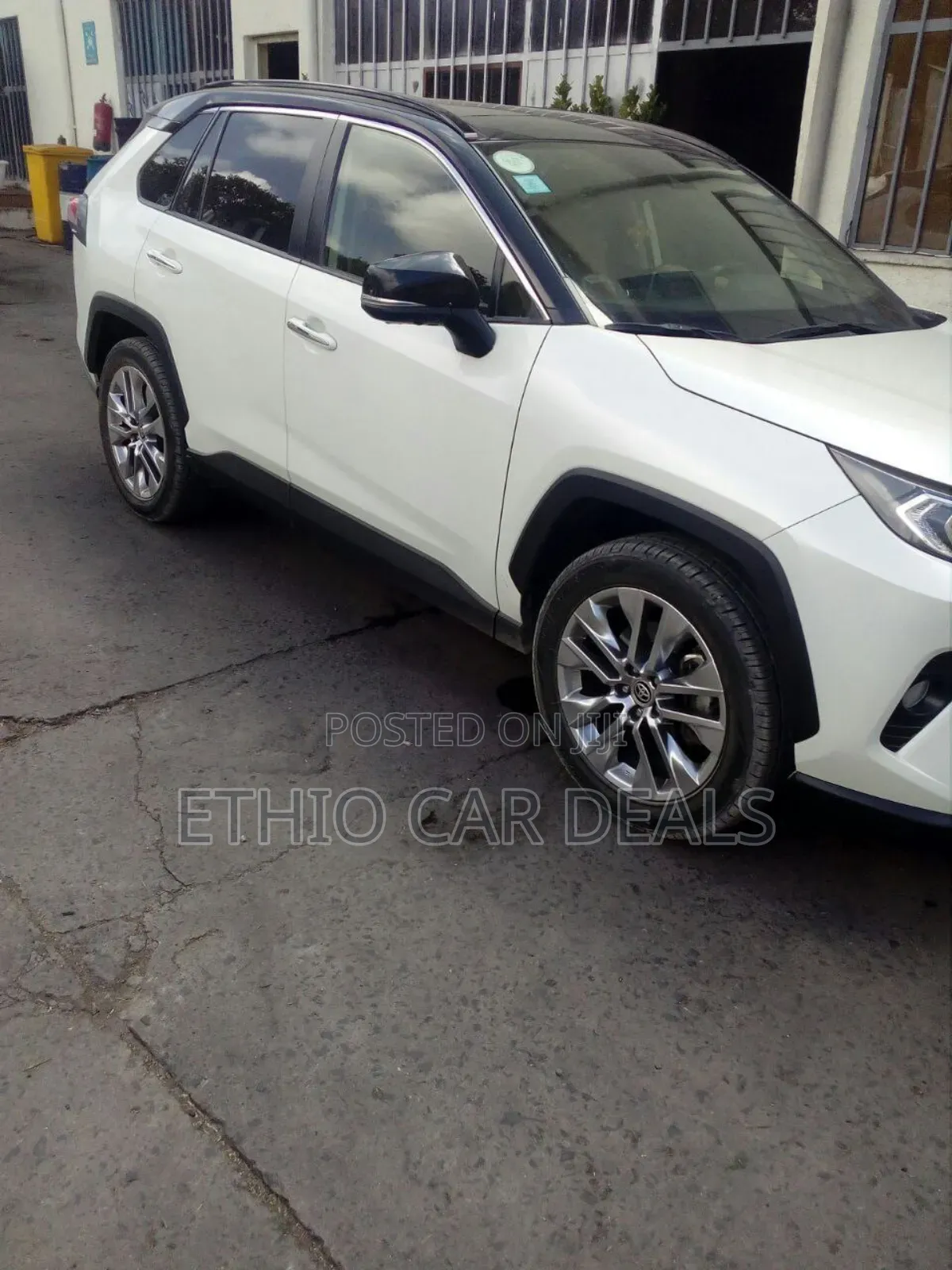 Toyota RAV4 2020 White