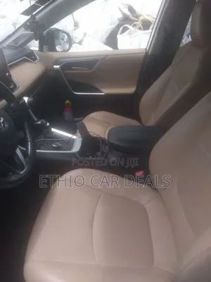 Toyota RAV4 2020 White