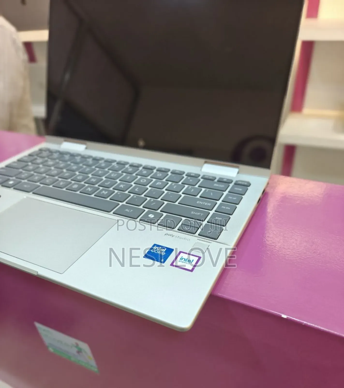 New Laptop HP Envy X360 8GB Intel Core I5 SSD 512GB