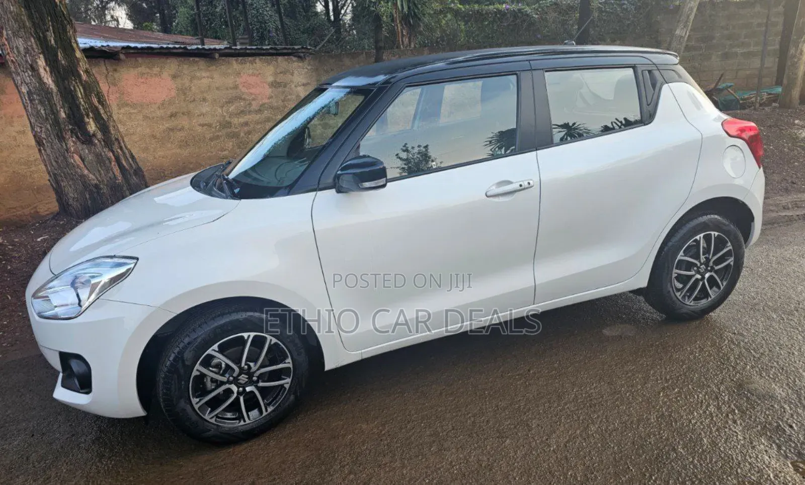 Suzuki Swift 2022 White
