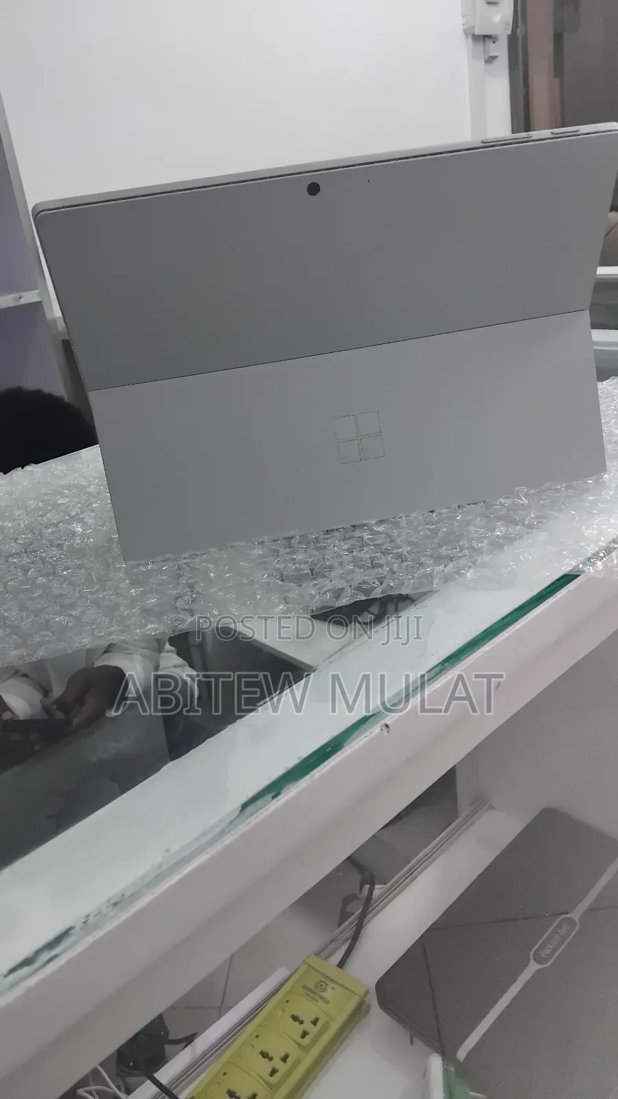 New Laptop Microsoft Surface Pro 6 8GB Intel Core I7 SSD 256GB