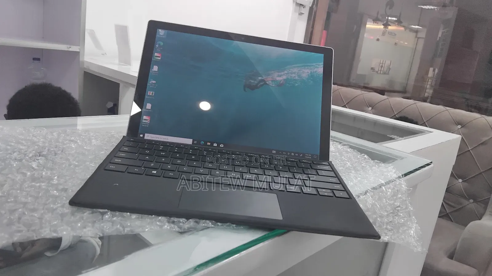 New Laptop Microsoft Surface Pro 6 8GB Intel Core I7 SSD 256GB