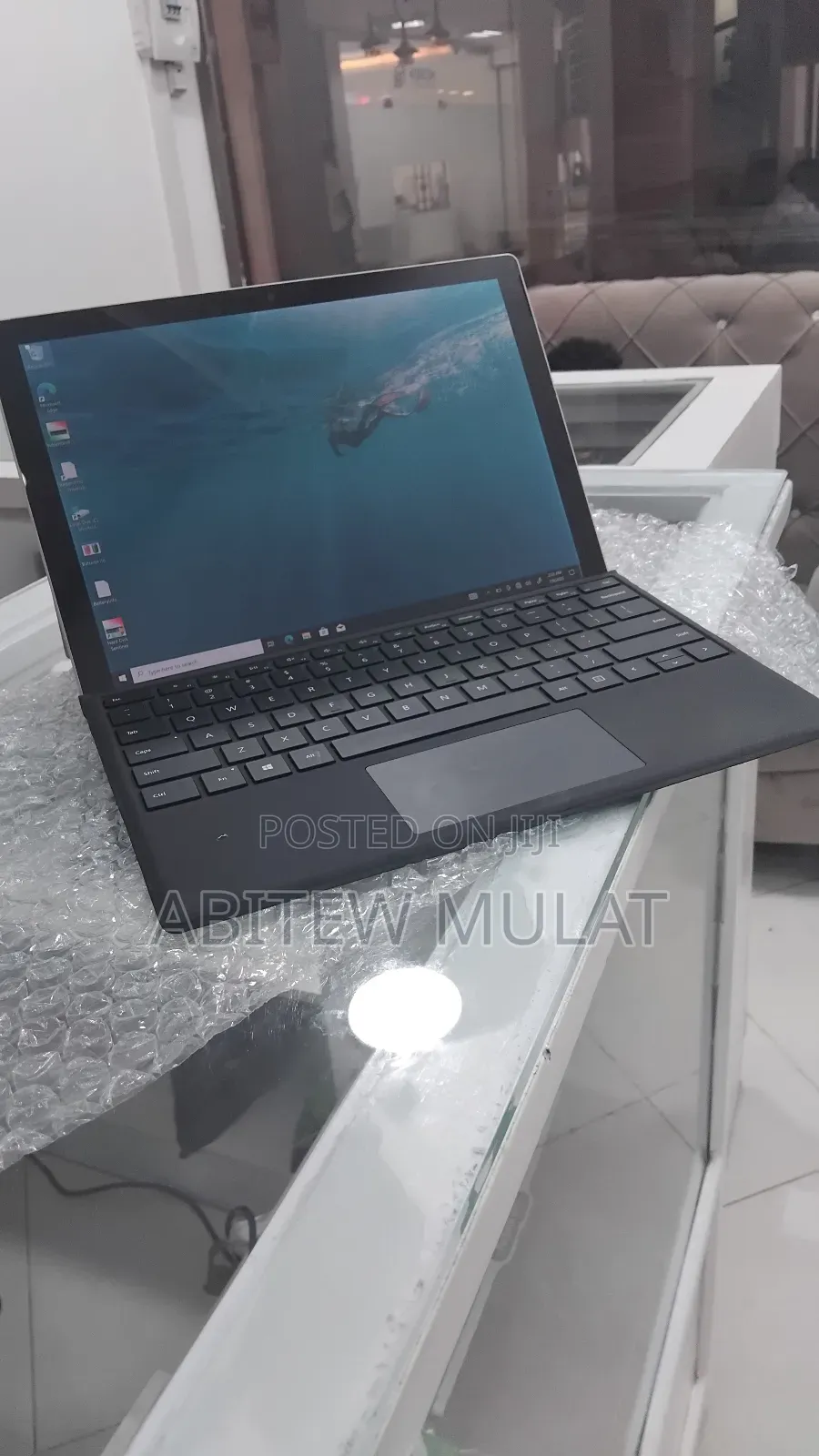 New Laptop Microsoft Surface Pro 6 8GB Intel Core I7 SSD 256GB