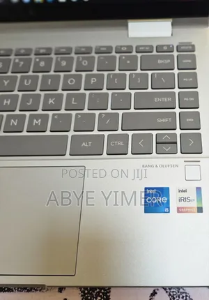 New Laptop HP Envy X360 8GB Intel Core I5 SSD 512GB