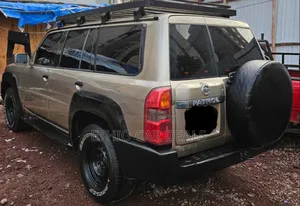 Nissan Patrol 2007 Gold