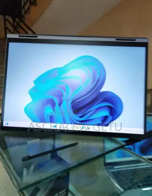 Photo - New Laptop Lenovo Thinkpad X1 Yoga 32GB Intel Core I7 SSD 512GB