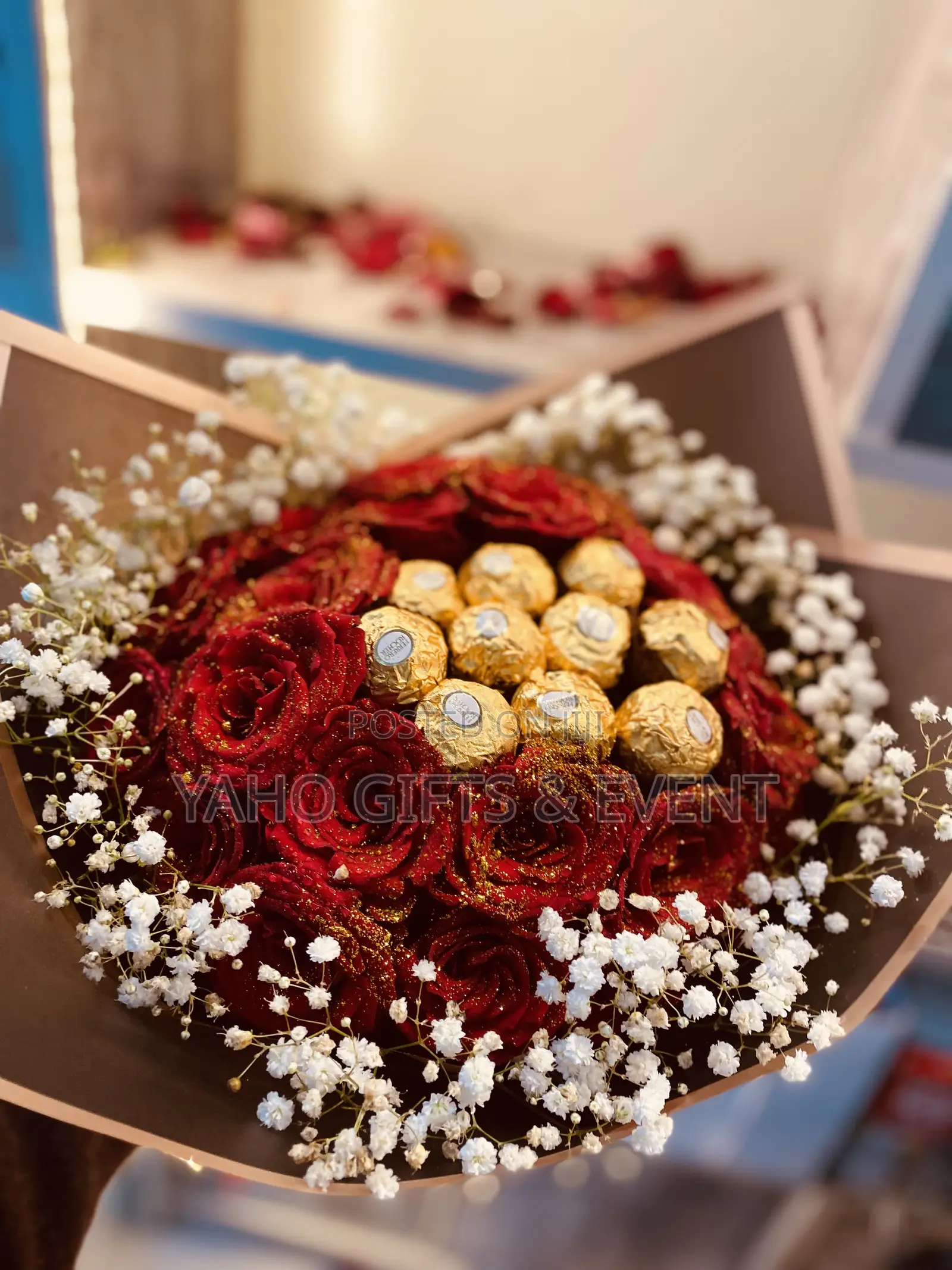 Bouquet With Ferrero Chocolate