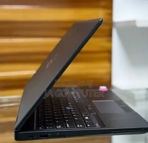 Photo - New Laptop Dell Latitude 5310 32GB Intel Core I7 SSD 1T