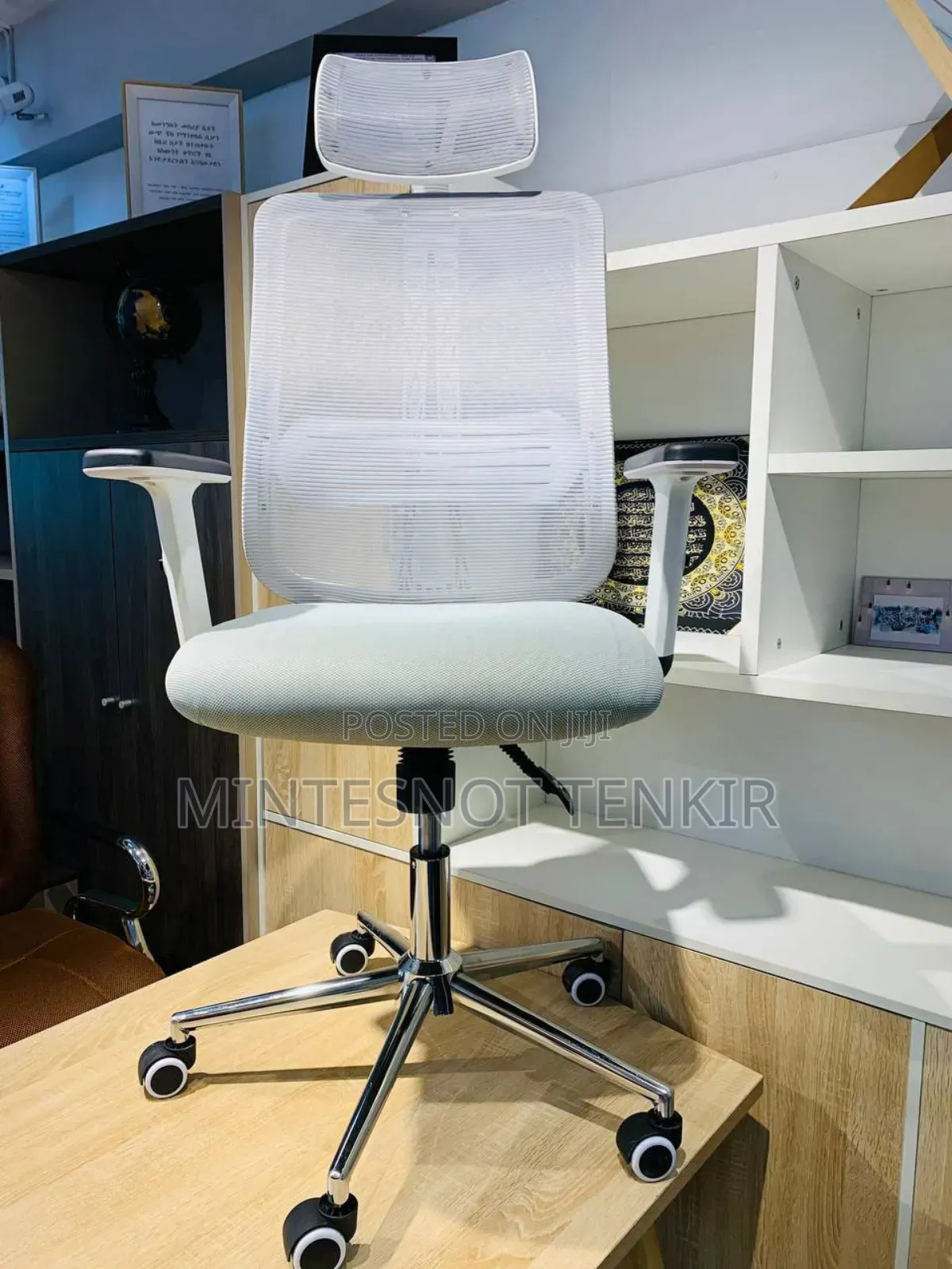 Office High Back Plastic Back