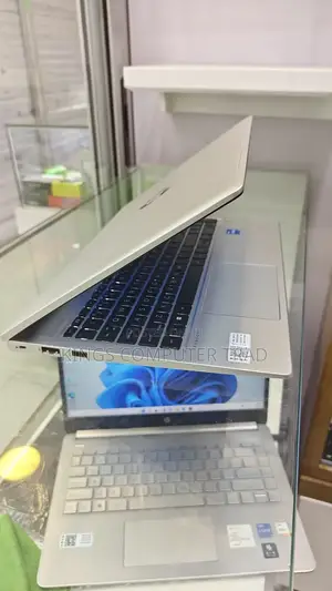 New Laptop HP ProBook 440 G10 16GB Intel Core I5 SSD 512GB