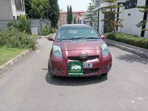 Toyota Yaris 2010 Red