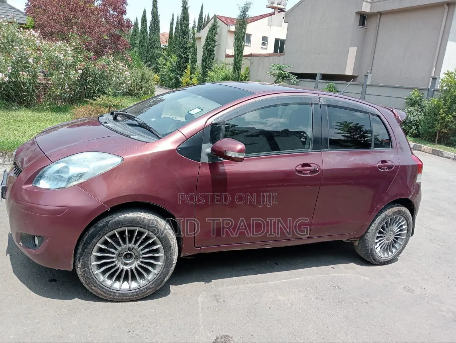 Toyota Yaris 2010 Red