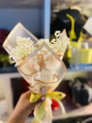 Photo - Orange Mini Bouquet