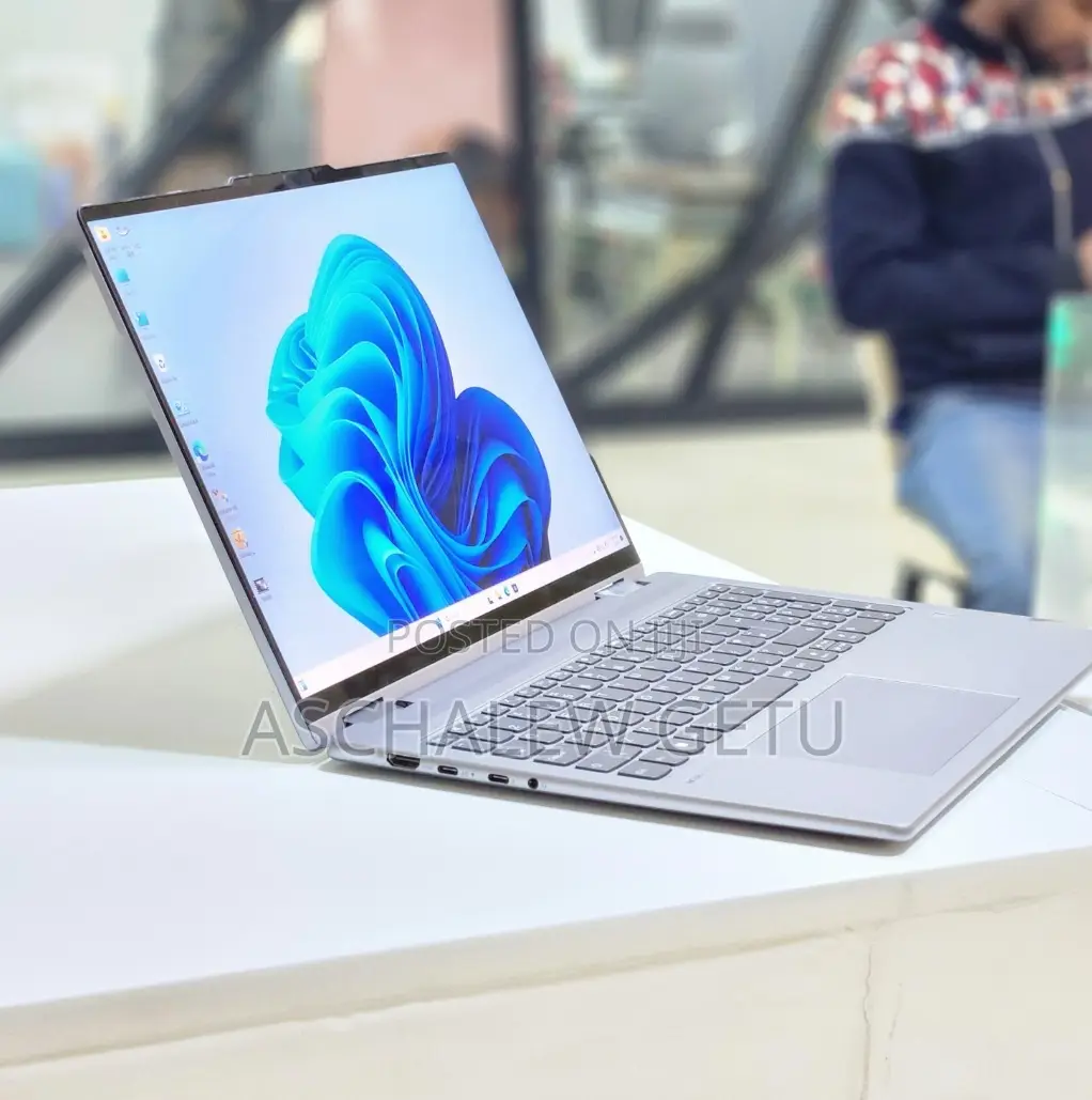 New Laptop Lenovo Yoga 7i 16GB Intel Core I7 SSD 1T