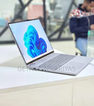 New Laptop Lenovo Yoga 7i 16GB Intel Core I7 SSD 1T