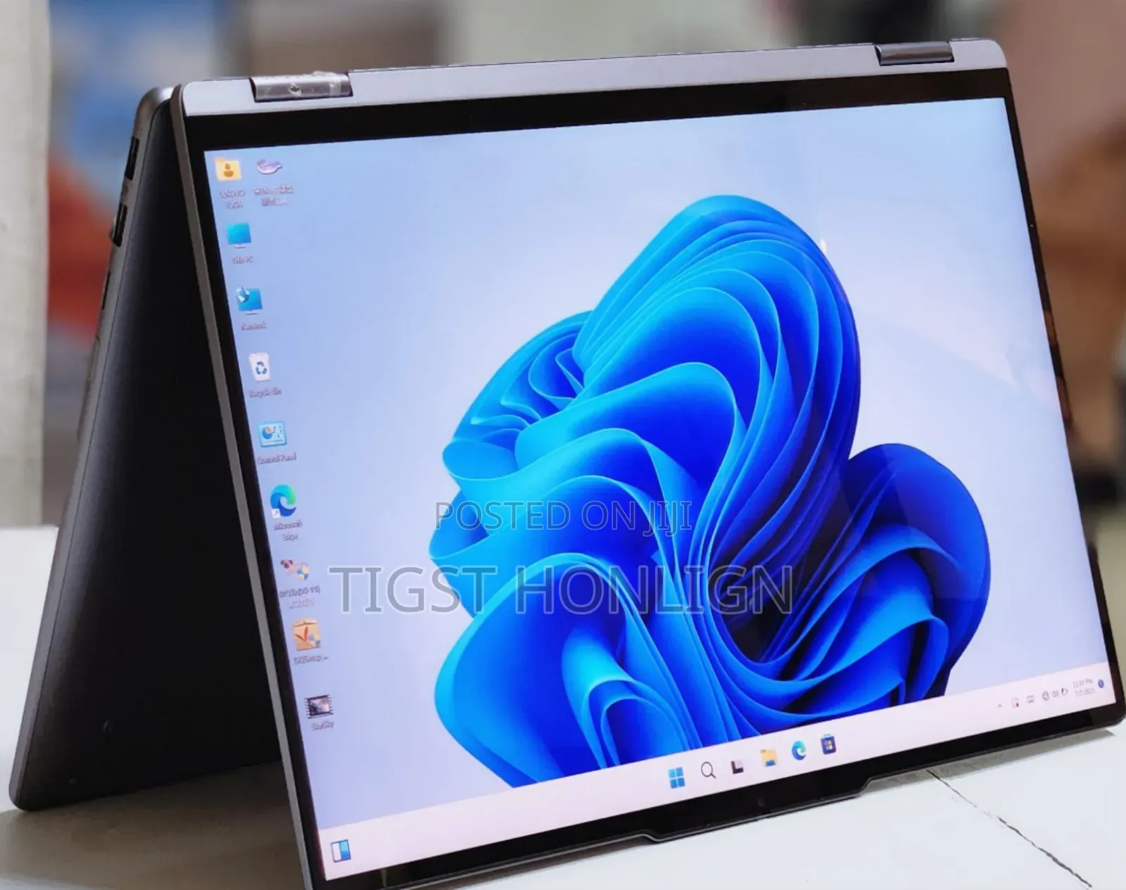 New Laptop Lenovo Yoga 7i 16GB Intel Core I7 SSD 1T