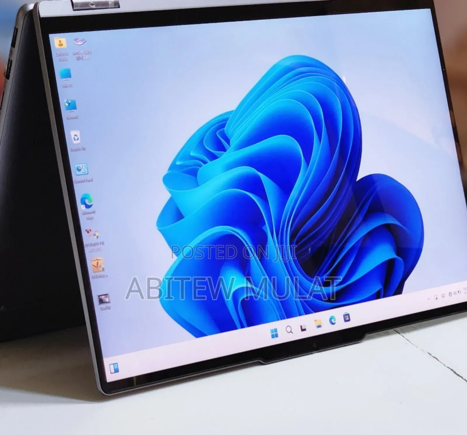 New Laptop Lenovo Yoga 7i 16GB Intel Core I7 SSD 1T