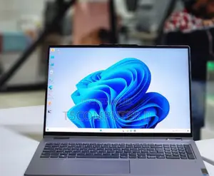 New Laptop Lenovo Yoga 7i 16GB Intel Core I7 SSD 1T