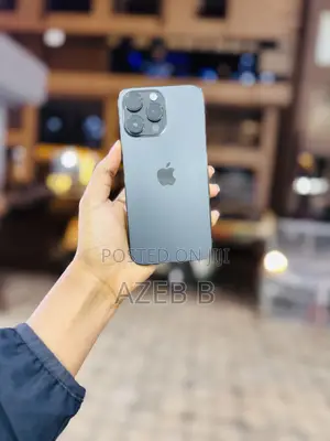 Photo - Apple iPhone 14 Pro Max 128 GB Black