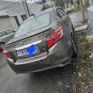 Toyota Yaris 2015 Brown