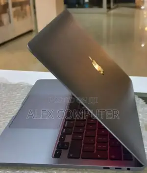 New Laptop Apple MacBook Pro 2020 16GB Intel Core I5 SSD 512GB