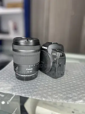 Canon Eos Camera Brand New Worh 24-105mm Lens