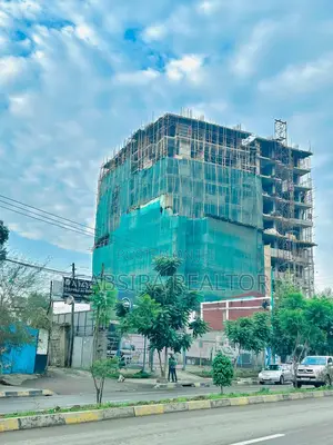1bdrm Apartment in እልፍኝ, Nifas Silk-Lafto for sale