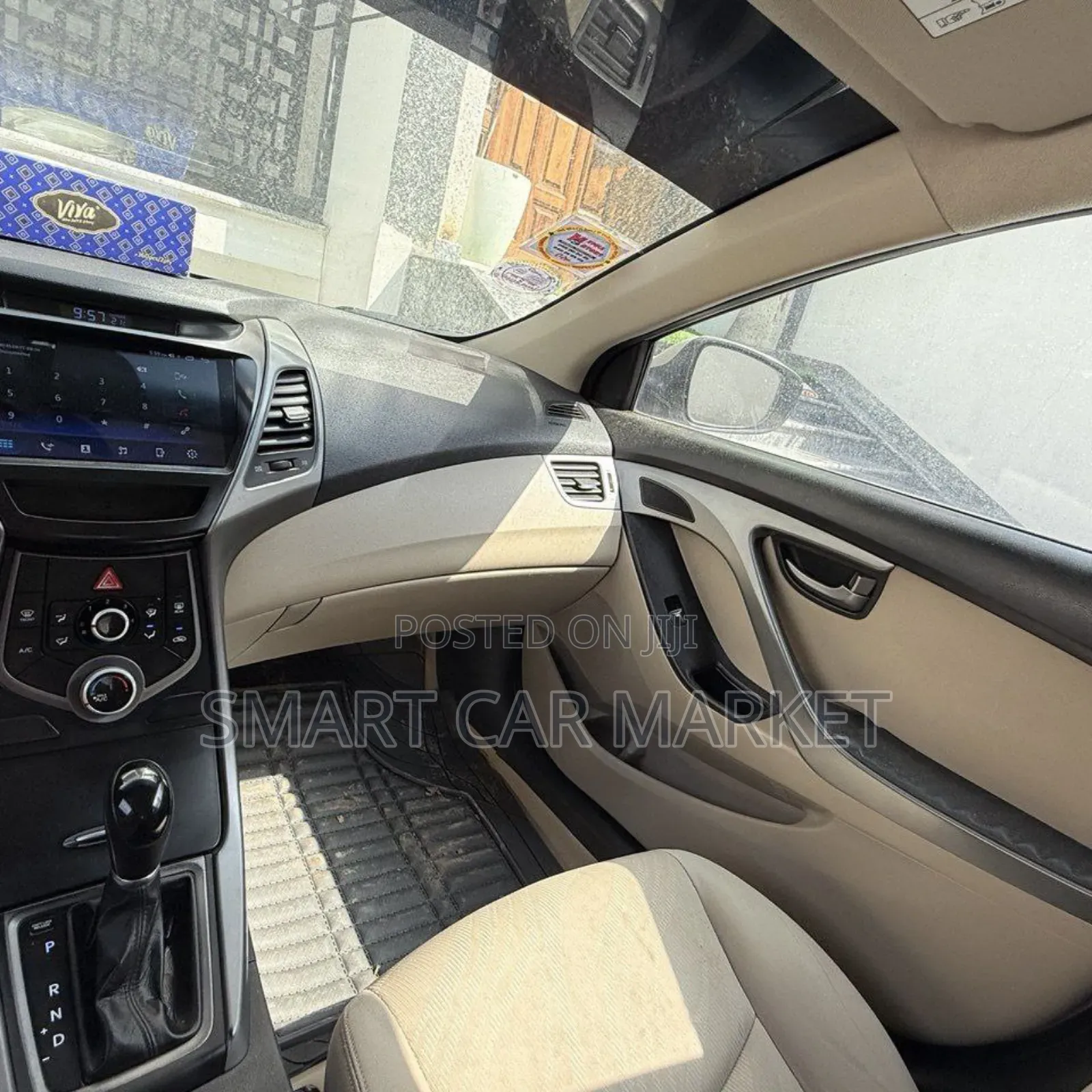 Hyundai Elantra 2015 Silver