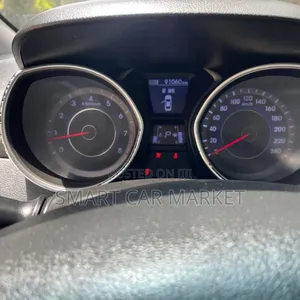 Hyundai Avante 2012 Gray