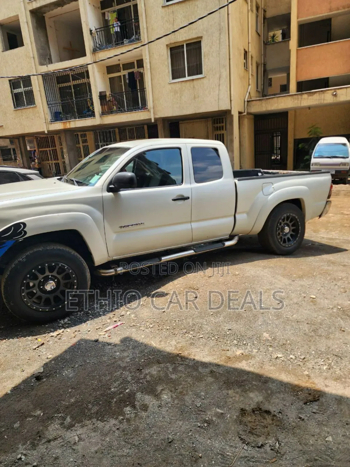 Toyota Tacoma 2011 White