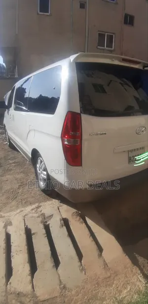 Hyundai H1 2020 White