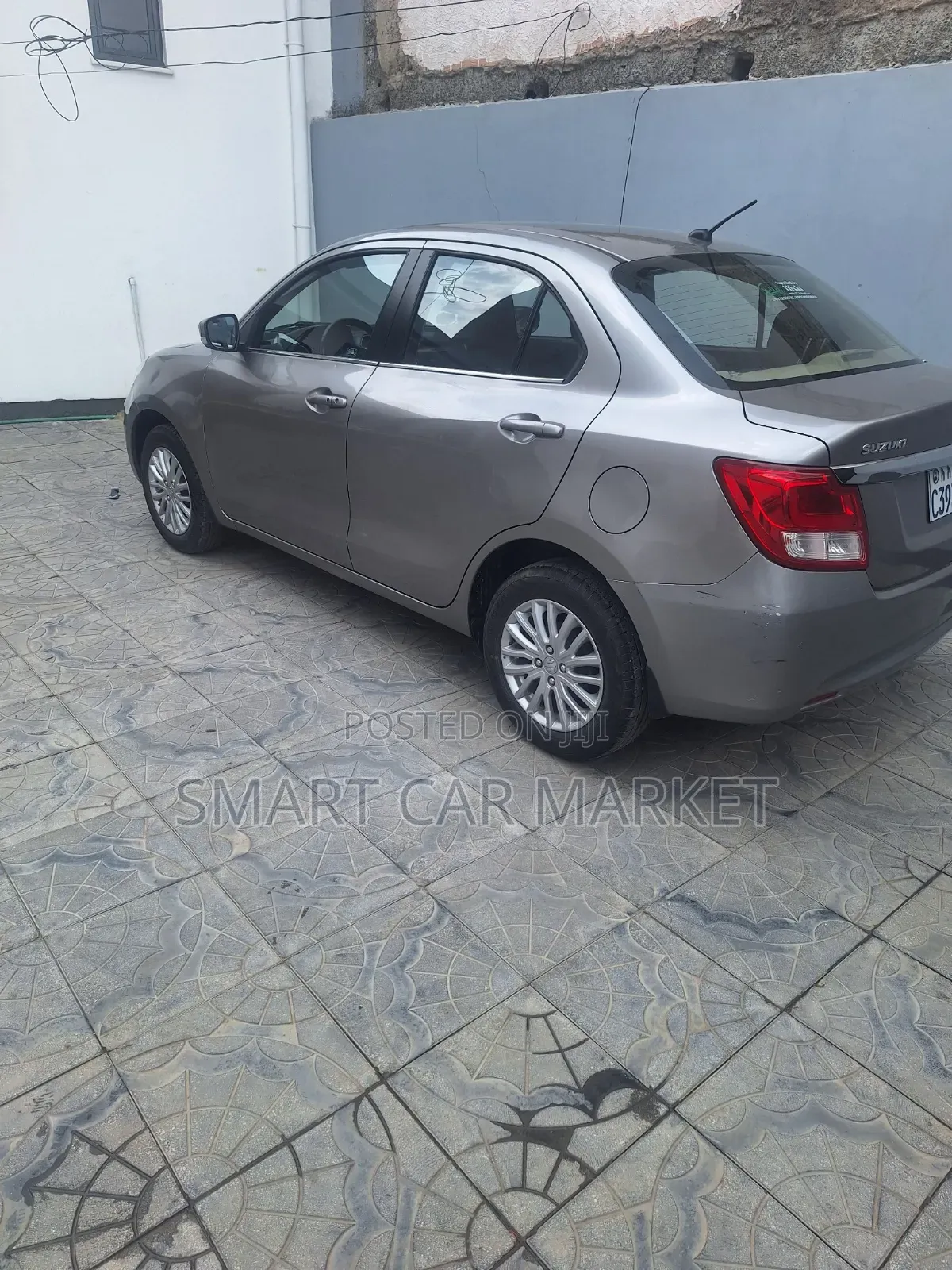 Suzuki Dzire 2022 Silver