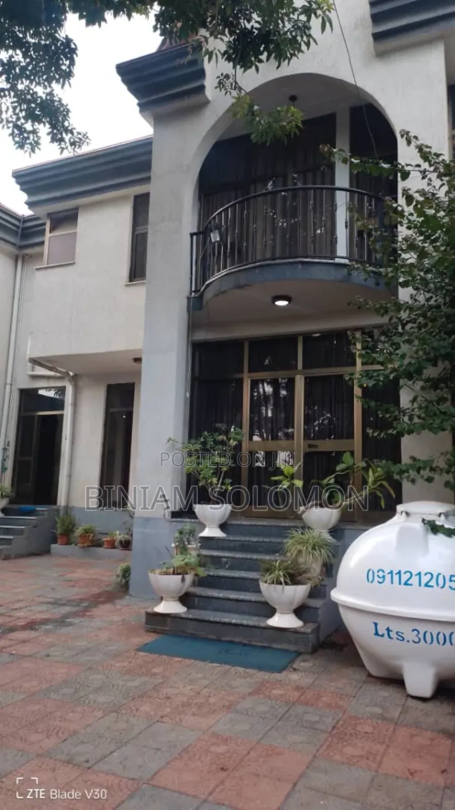 Furnished 5bdrm Villa in Bole for rent