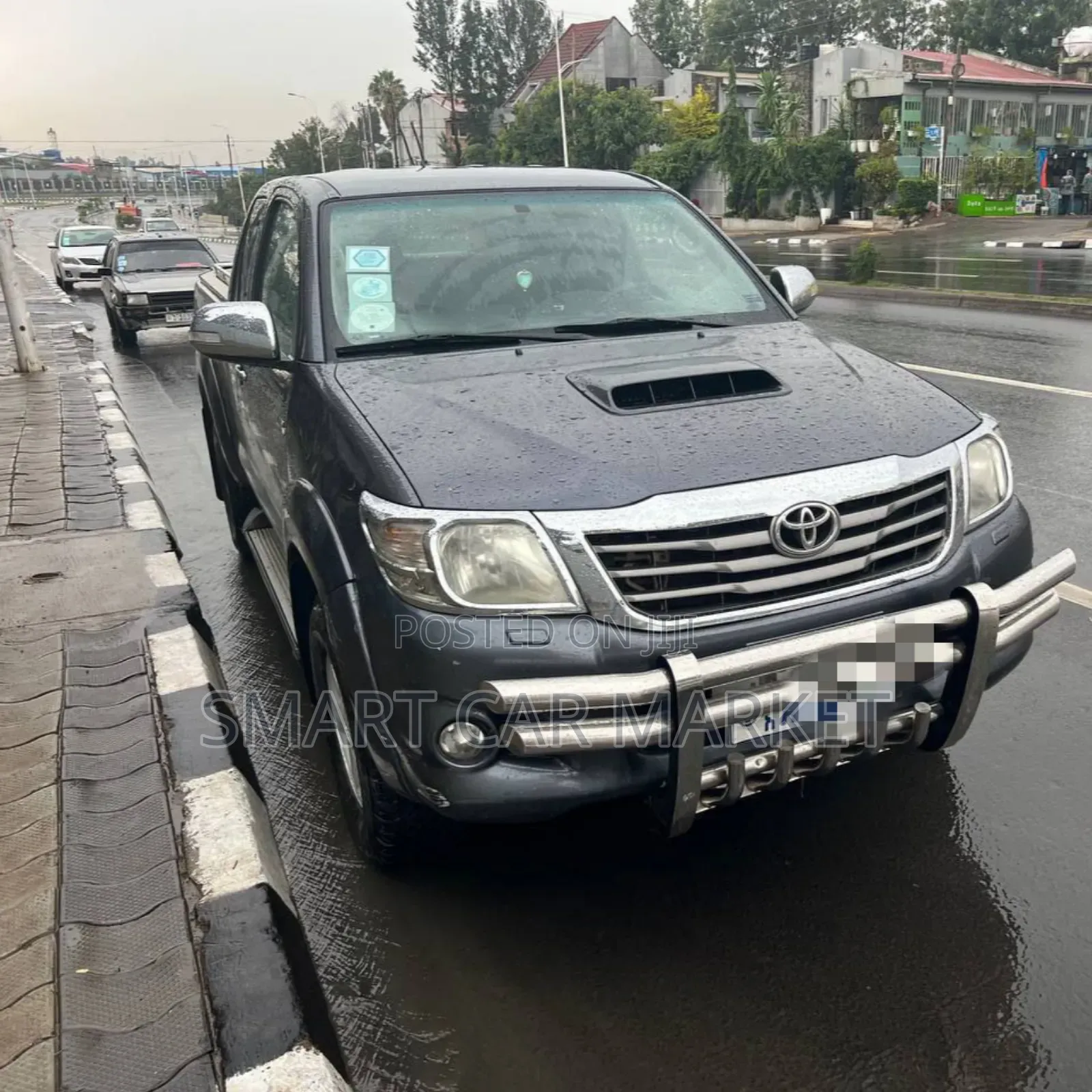 Toyota Hilux 2013 White