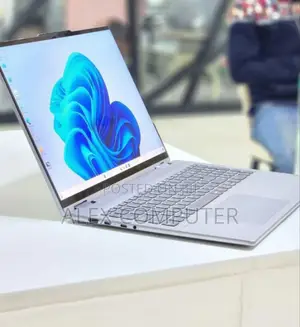 New Laptop Lenovo Yoga 7i 16GB Intel Core I7 SSD 1T