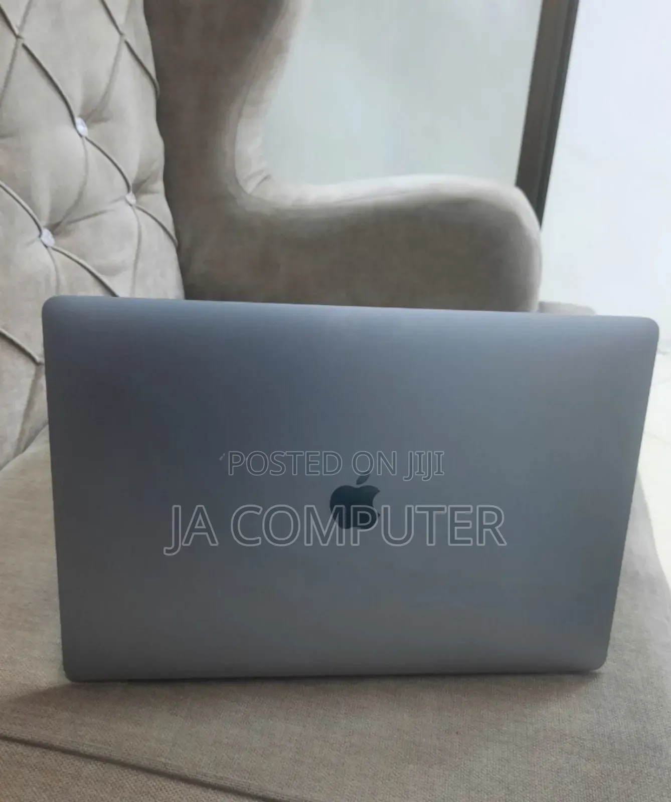 New Laptop Apple MacBook Pro 2019 32GB Intel Core I9 SSD 512GB