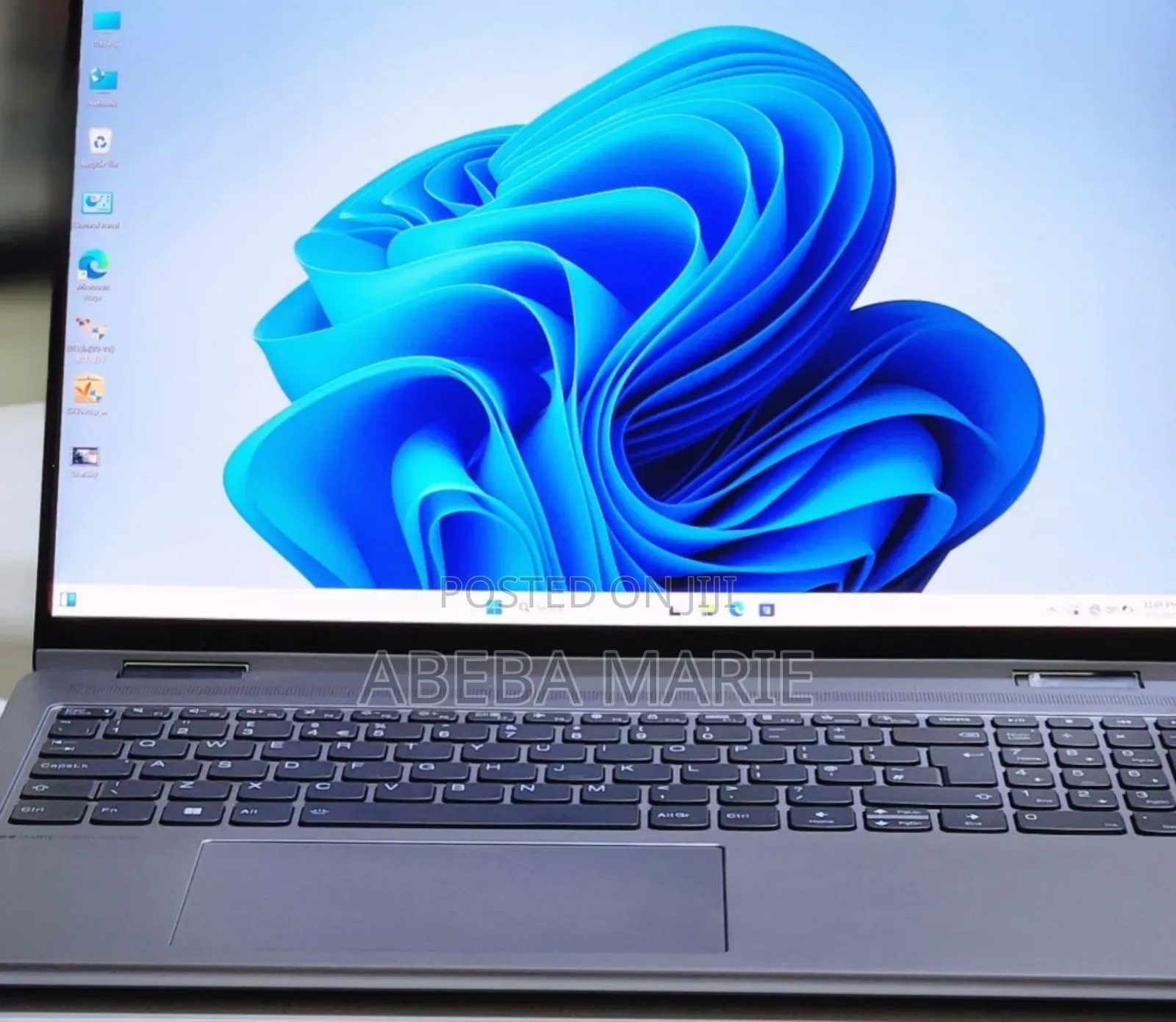 New Laptop Lenovo Yoga 7i 16GB Intel Core I7 SSD 1T