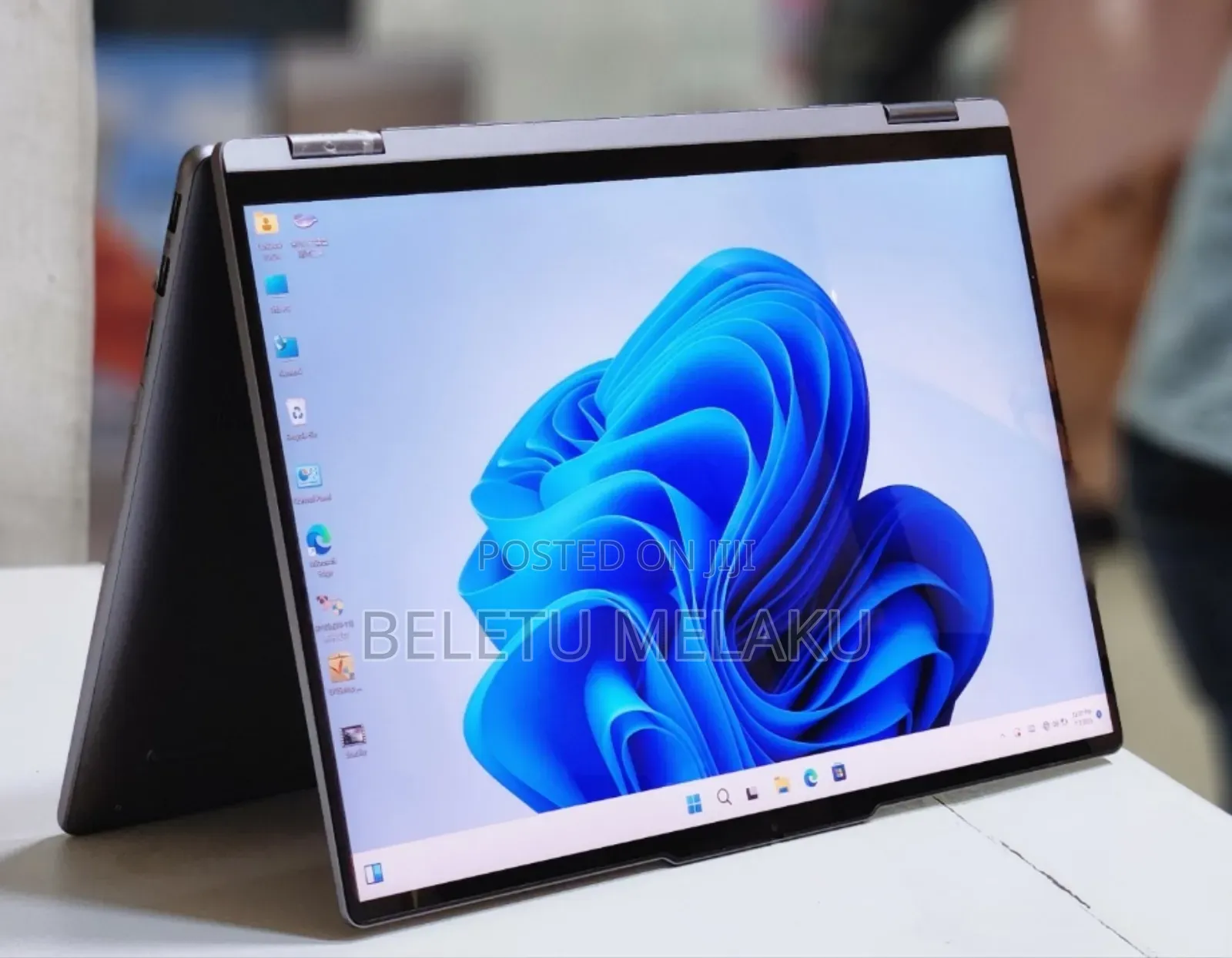 New Laptop Lenovo Yoga 7i 16GB Intel Core I7 SSD 1T