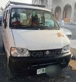 Photo - Suzuki Eeco 2024 Silver
