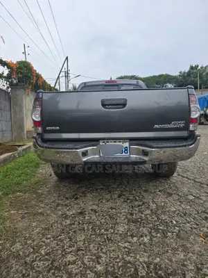 Toyota Tacoma 2014 Gray