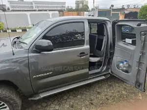 Toyota Tacoma 2014 Gray