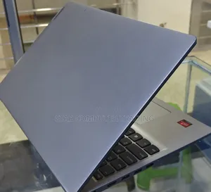 New Laptop Lenovo Ideapad 3 8GB AMD Ryzen 5 SSD 256GB