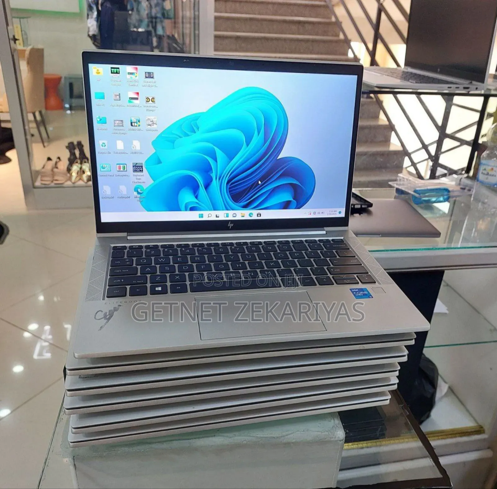 New Laptop HP EliteBook 830 G8 16GB Intel Core I5 SSD 512GB