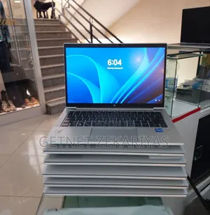 New Laptop HP EliteBook 830 G8 16GB Intel Core I5 SSD 512GB