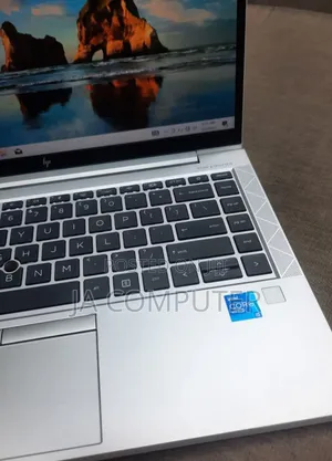 New Laptop HP EliteBook 840 G6 16GB Intel Core I5 SSD 512GB