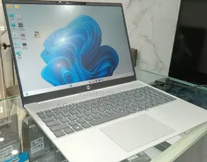 Photo - New Laptop HP Pavilion 15z 16GB AMD Ryzen 7 SSD 512GB