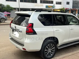 Toyota Land Cruiser Prado 2020 White