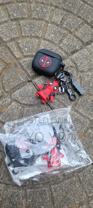 Aipod Case + Keychains