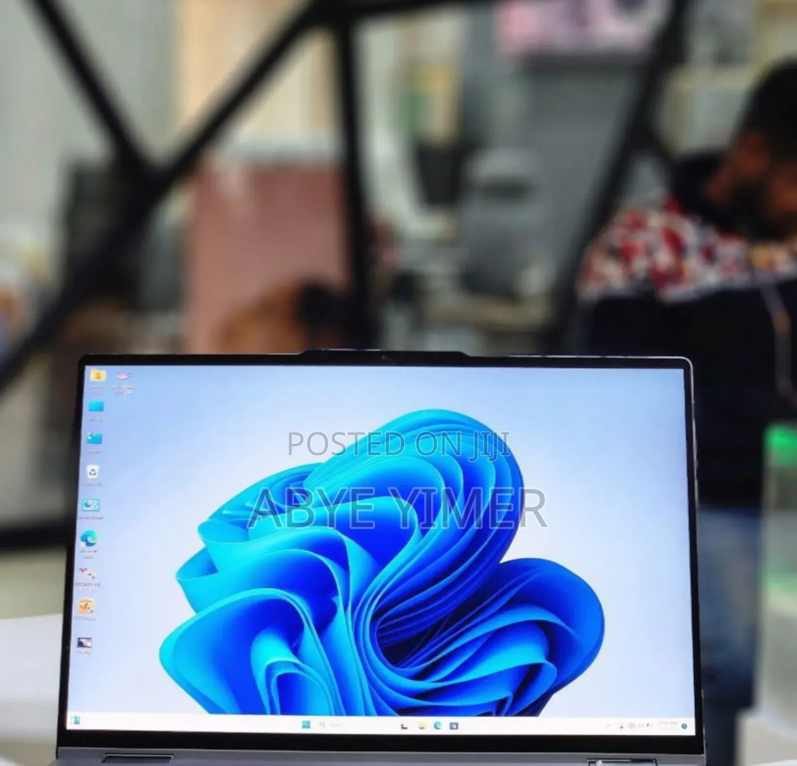 New Laptop Lenovo Yoga 7i 16GB Intel Core I7 SSD 1T